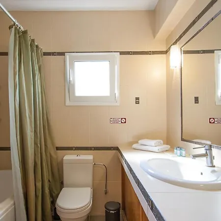 Sunny Skiathos Chora