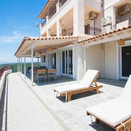 Sunny * Skiathos Town