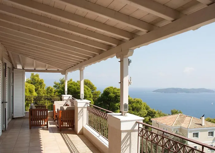 Sunny * Skiathos Town